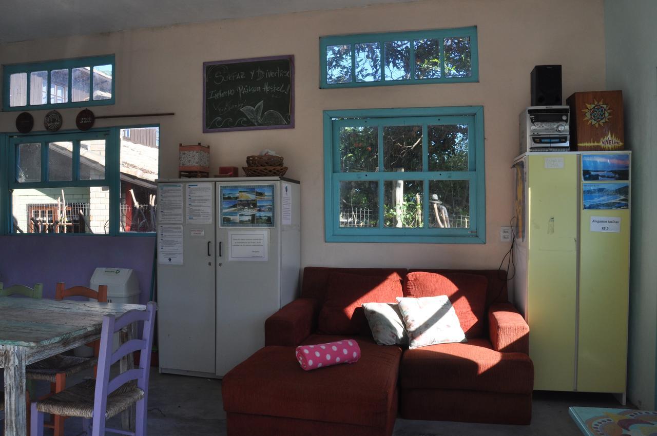 Paikea Hostel Praia Do Rosa Esterno foto